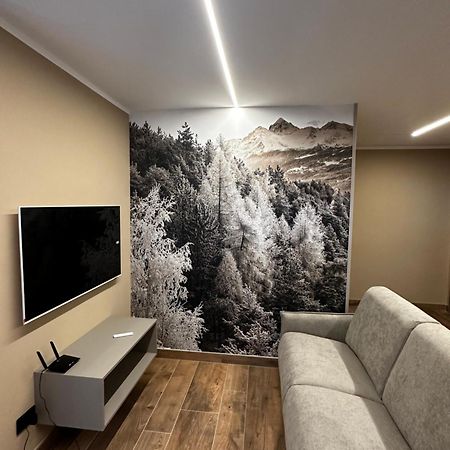 Aosta Center Holidays Apartments Екстер'єр фото