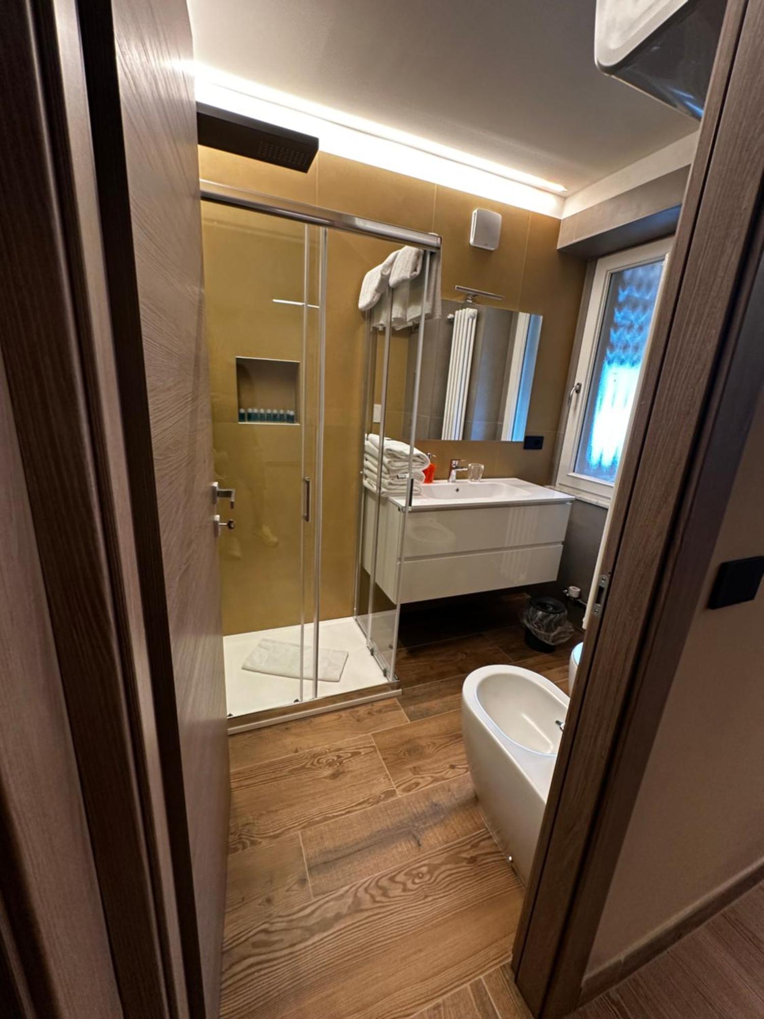 Aosta Center Holidays Apartments Екстер'єр фото